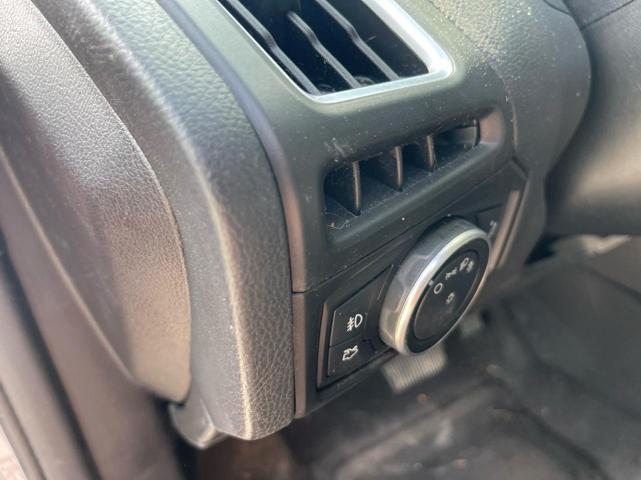 Ford Focus Titanium Sedan 2018