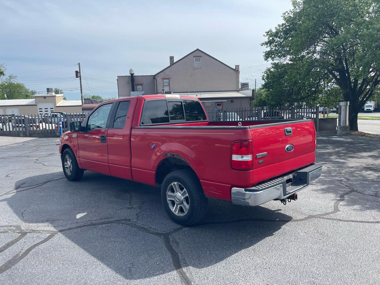 Ford F-150 2WD SuperCab 145" XLT 2005