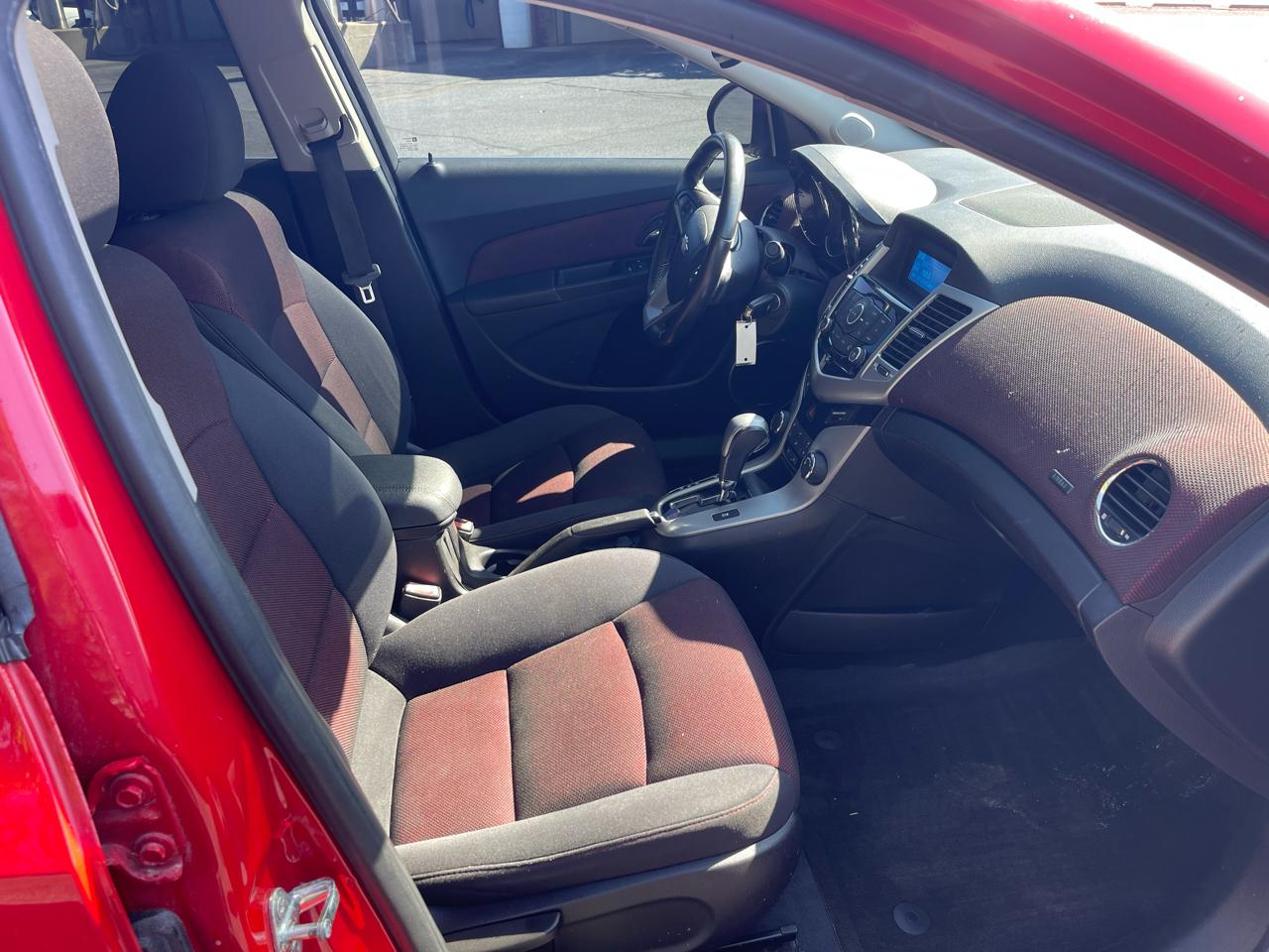 Chevrolet Cruze 1LT 2012