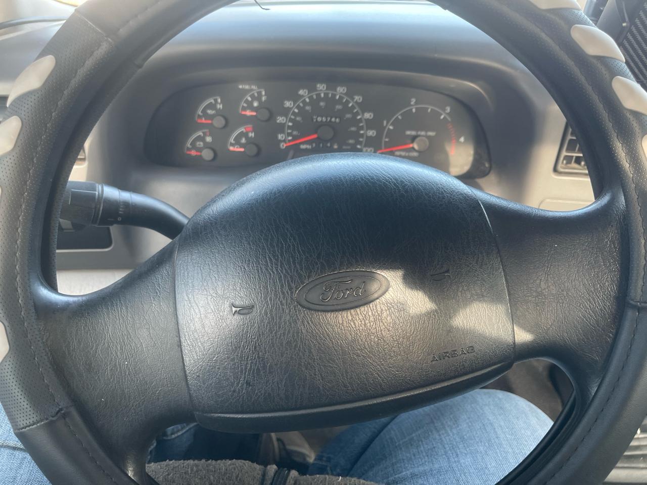 Ford F-250 SD XL 2WD 2001