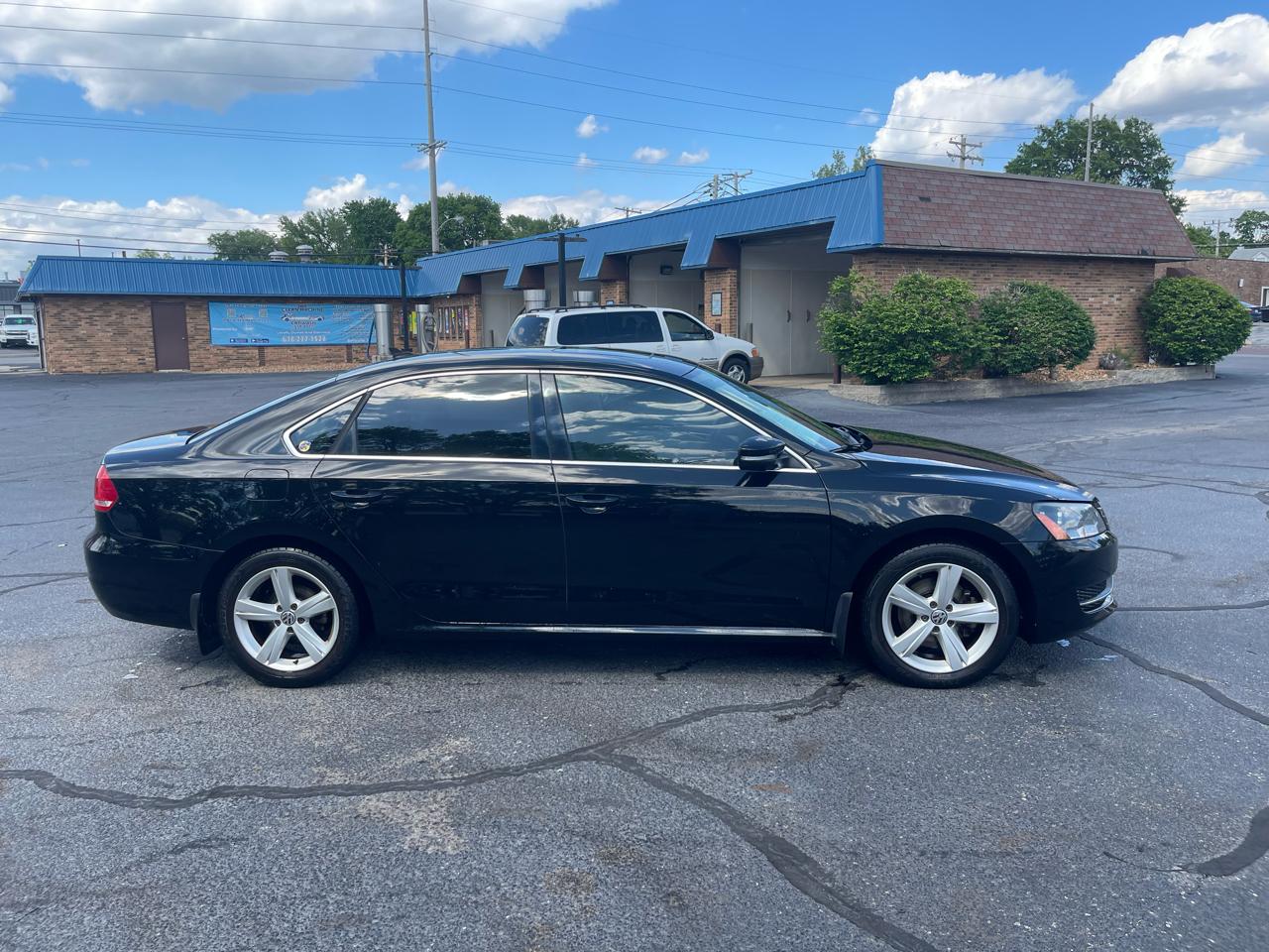 Volkswagen Passat 2.0L TDI SEL Premium 2013