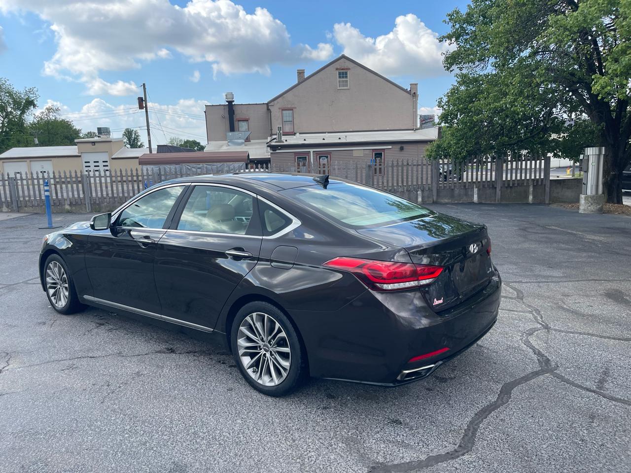 Hyundai Genesis 3.8L 2015
