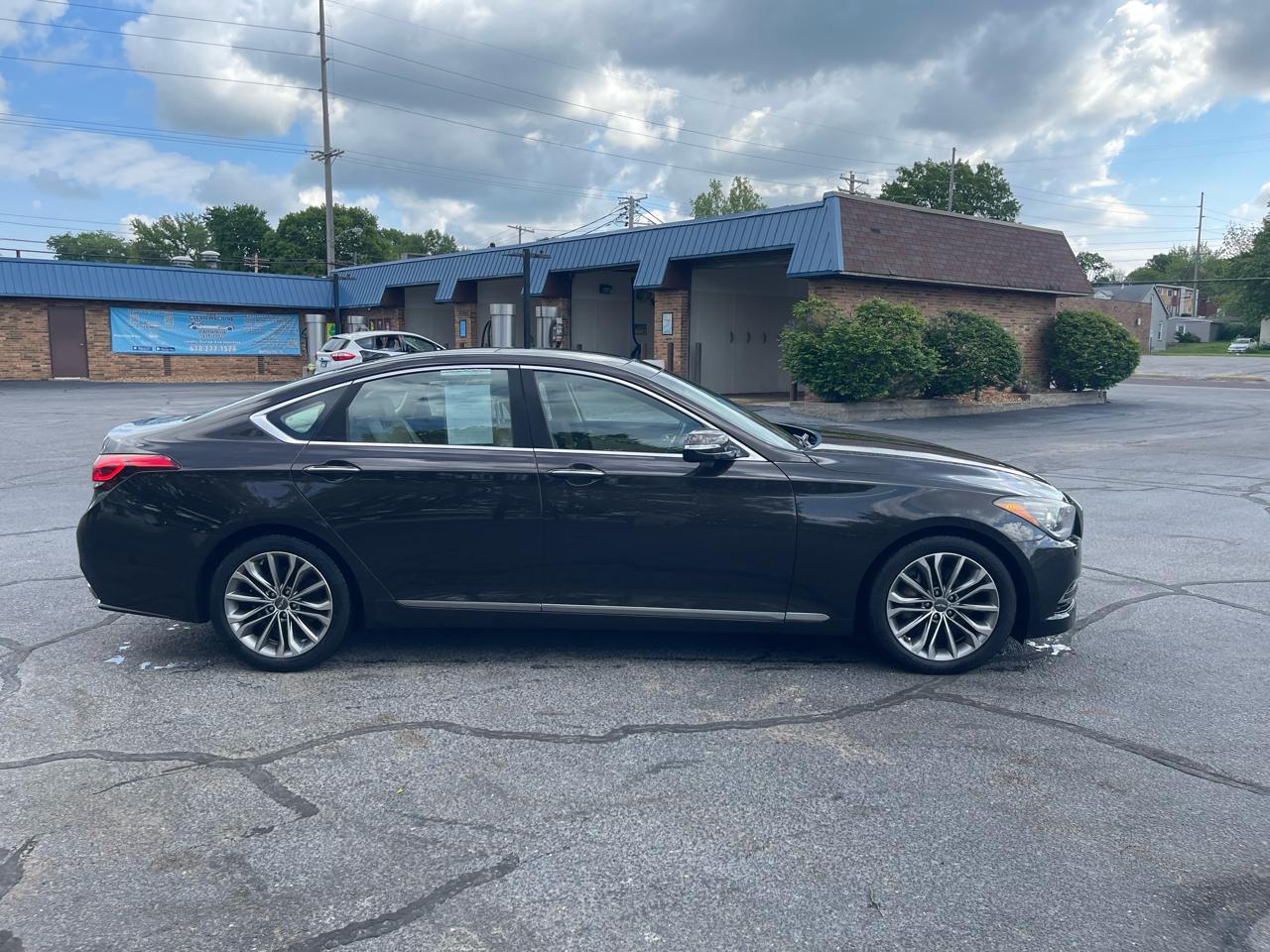 Hyundai Genesis 3.8L 2015