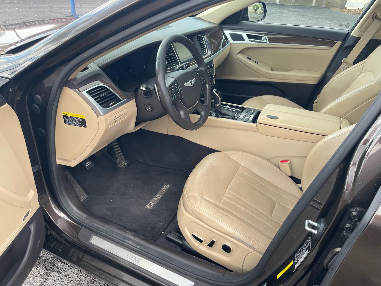 Hyundai Genesis 3.8L 2015