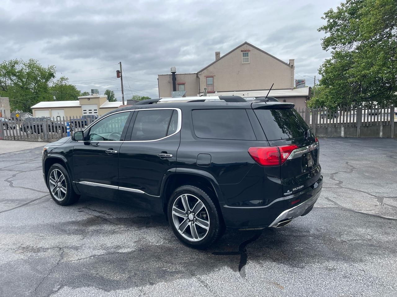 GMC Acadia Denali AWD 2019