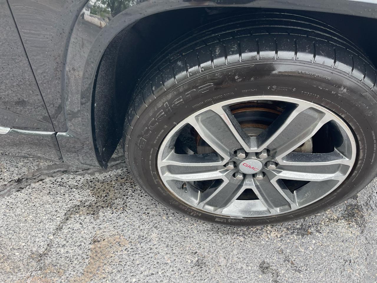 GMC Acadia Denali AWD 2019