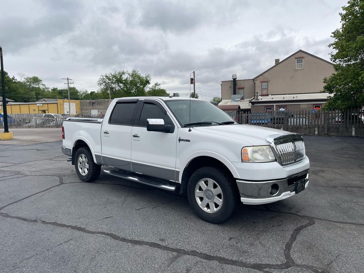 Lincoln Mark LT 2WD 2008