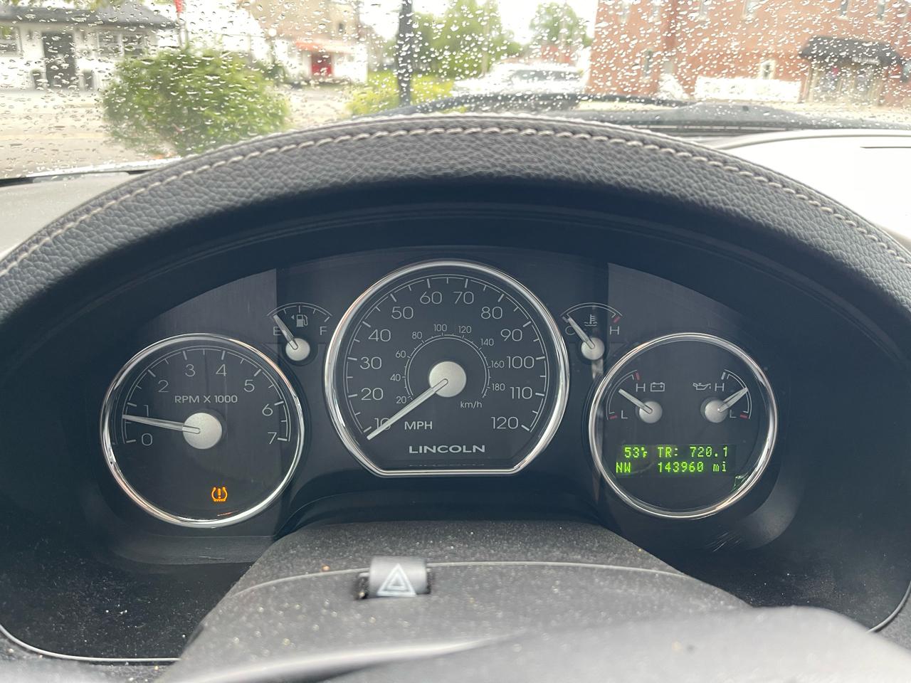 Lincoln Mark LT 2WD 2008