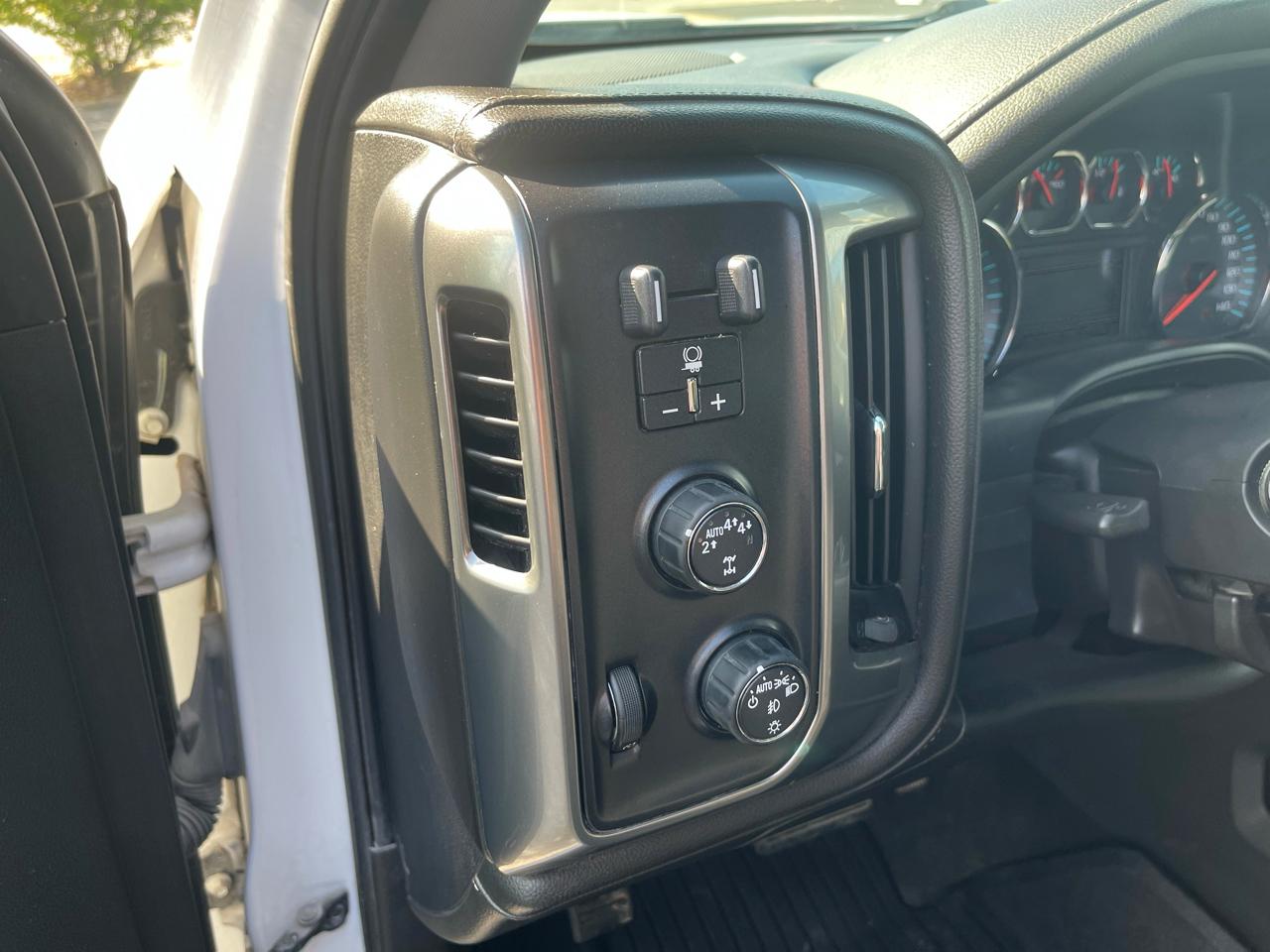 Chevrolet Silverado 1500 4WD Crew Cab 157" LTZ 2018