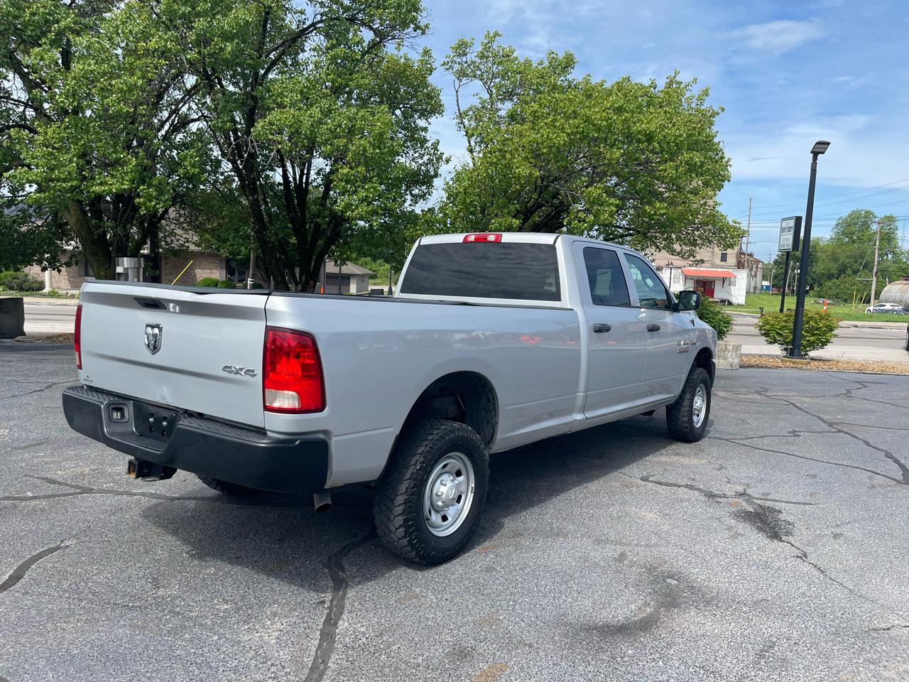 RAM 2500 Tradesman Crew Cab LWB 4WD 2016