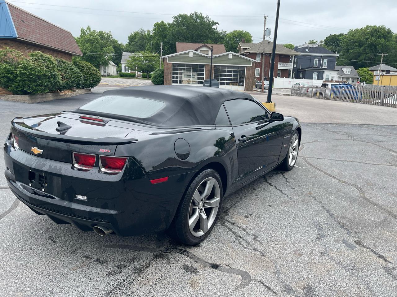 Chevrolet Camaro Convertible 2SS 2011