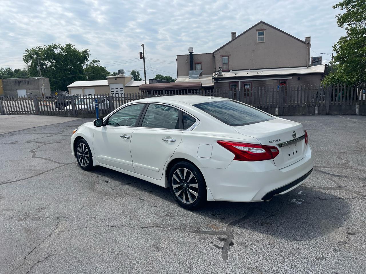 Nissan Altima 2.5 SR 2016
