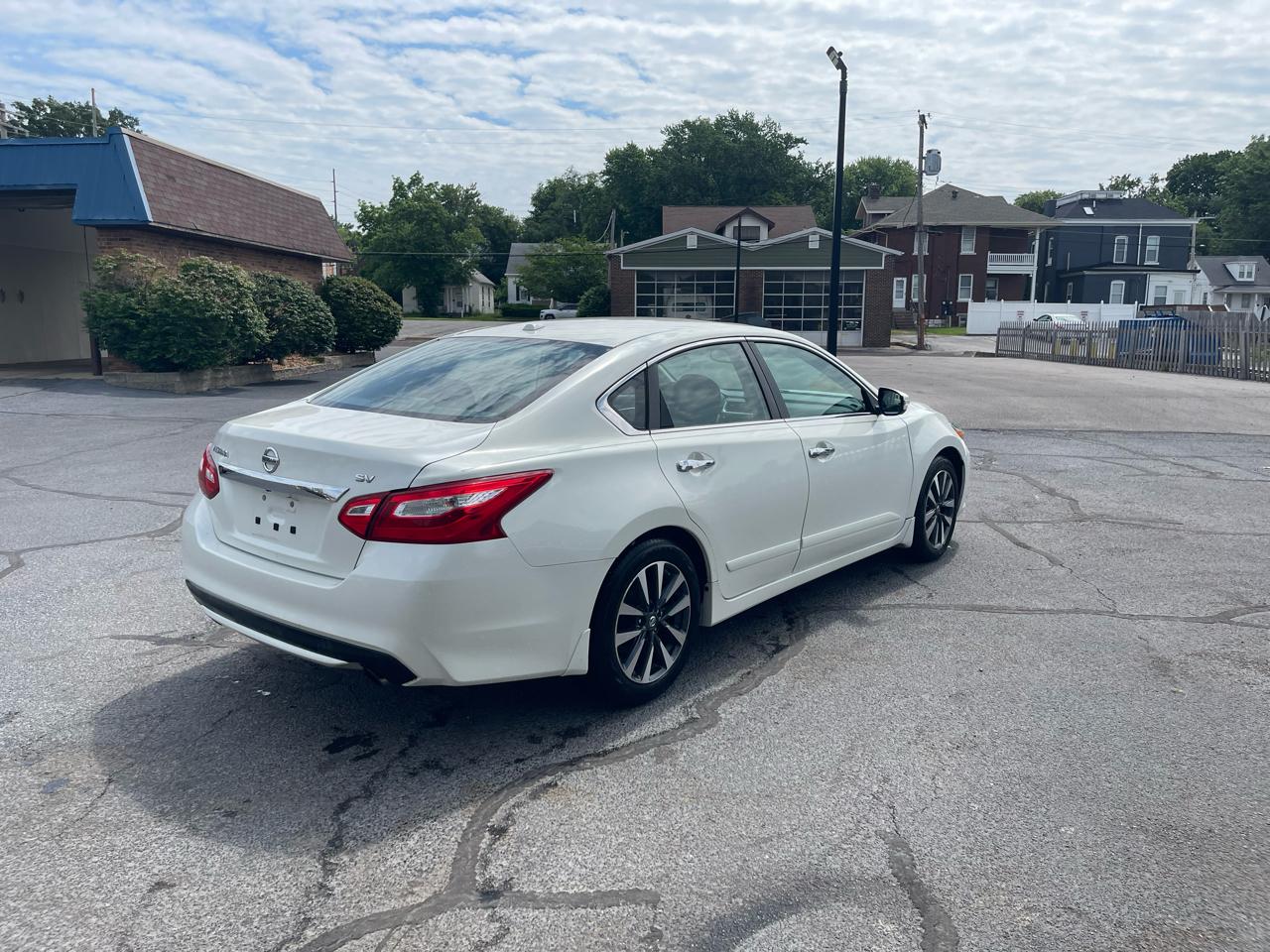 Nissan Altima 2.5 SR 2016