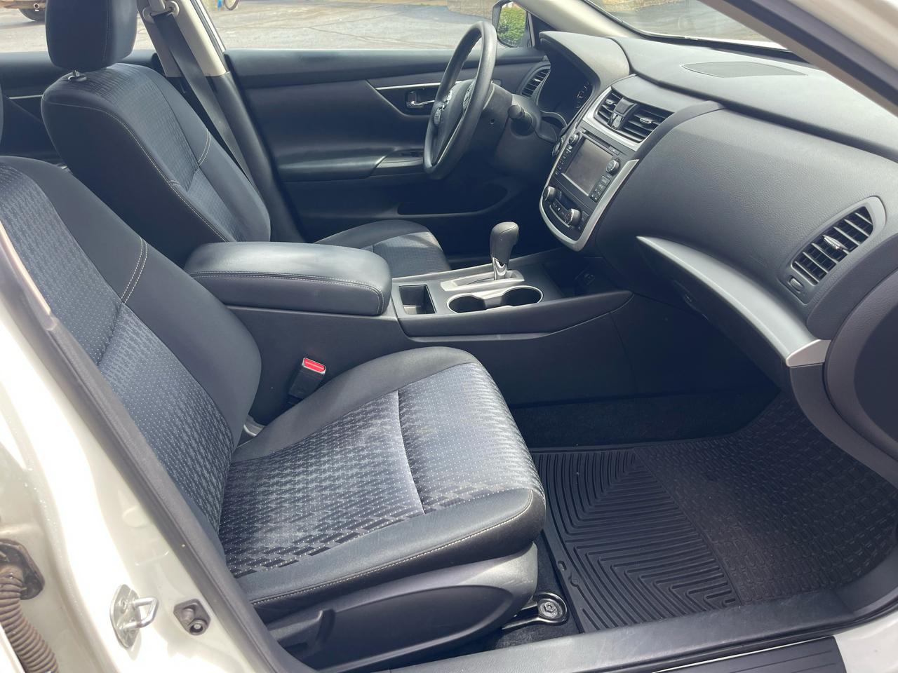Nissan Altima 2.5 SR 2016
