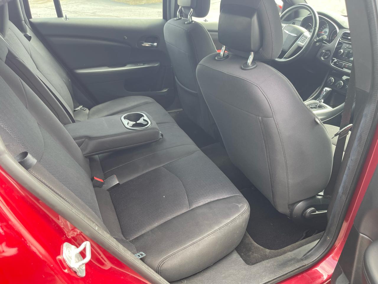 Chrysler 200 Touring 2013