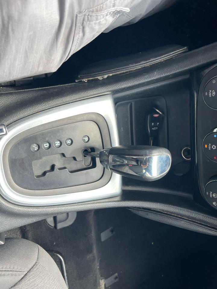Chrysler 200 Touring 2013