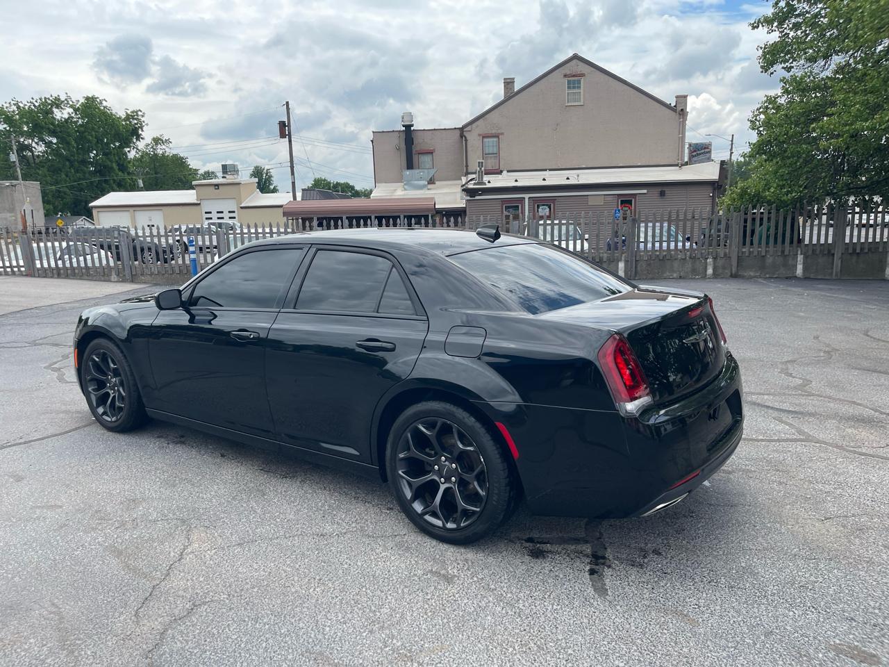 Chrysler 300 S V6 RWD 2019