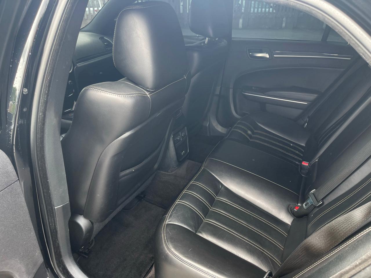 Chrysler 300 S V6 RWD 2019