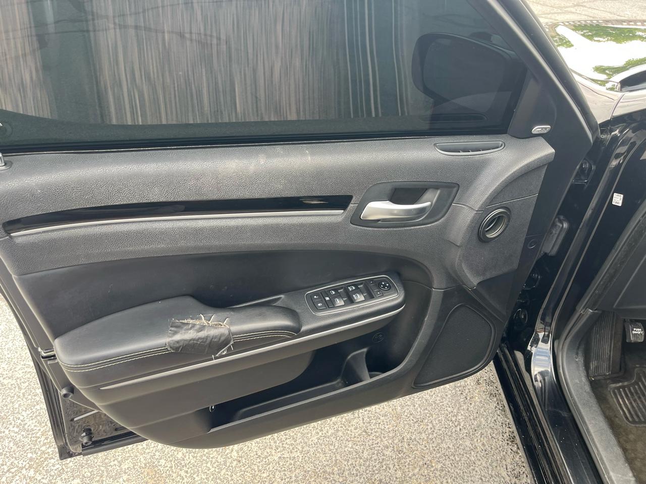 Chrysler 300 S V6 RWD 2019