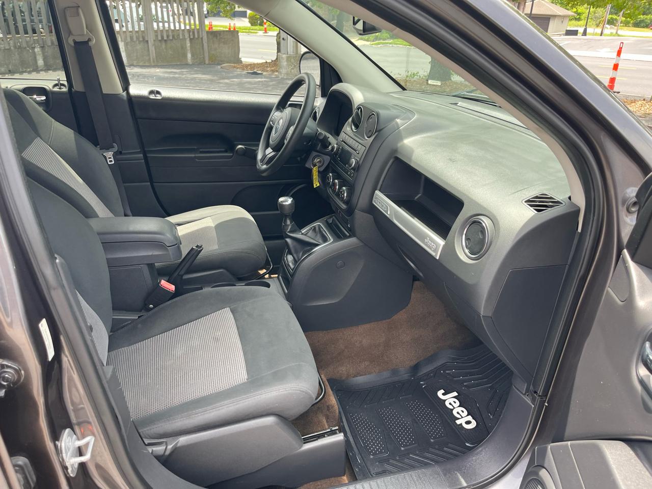 Jeep Compass Sport FWD 2014