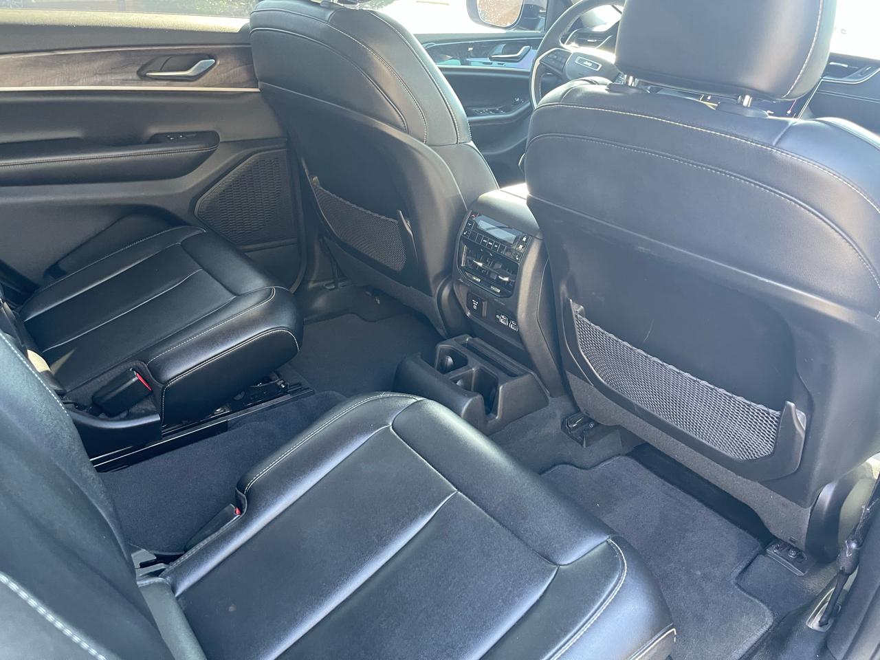 Jeep Grand Cherokee L Limited 4WD 2023