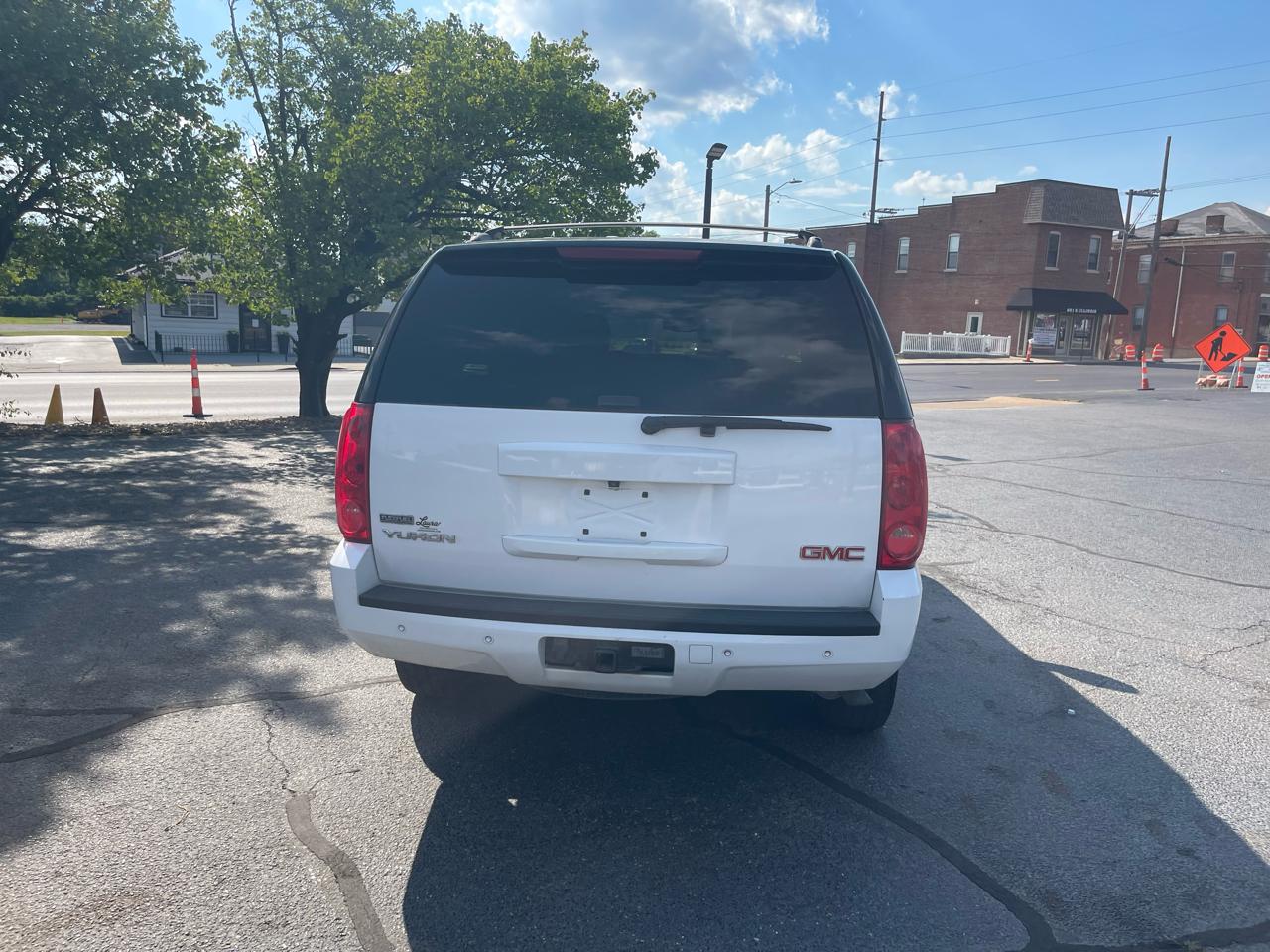 GMC Yukon SLT1 4WD 2010