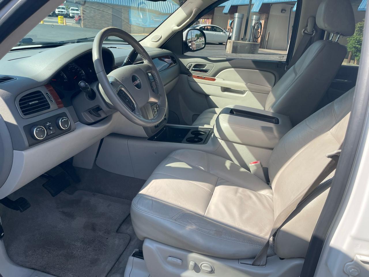 GMC Yukon SLT1 4WD 2010