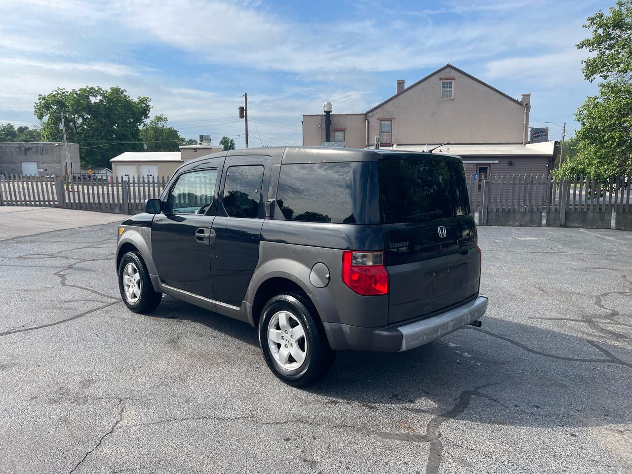 Honda Element EX 2WD AT 2004
