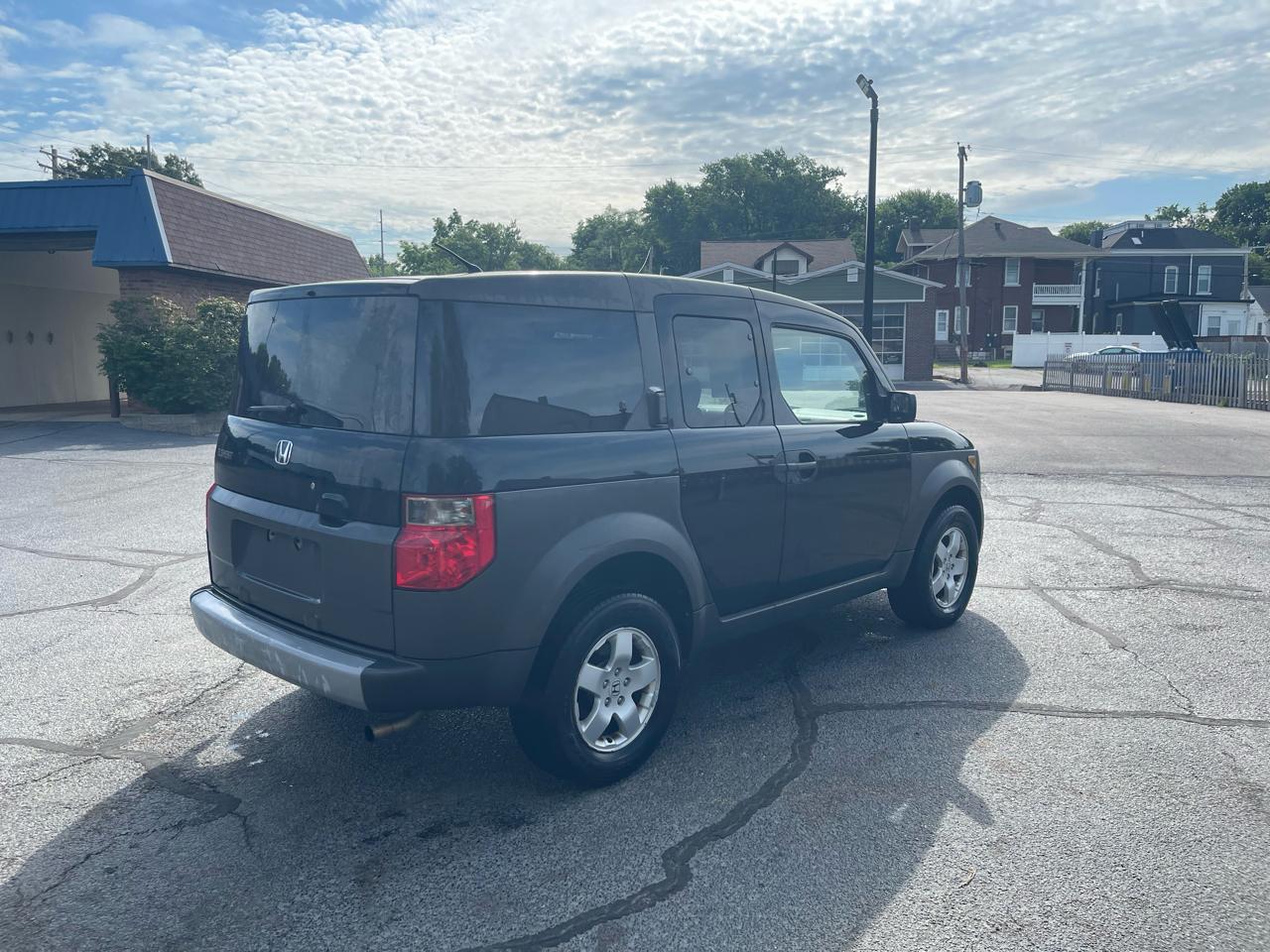 Honda Element EX 2WD AT 2004