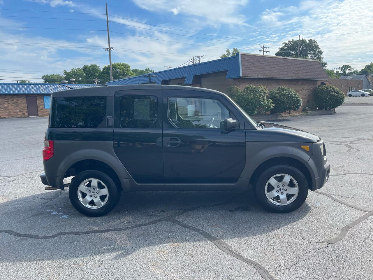 Honda Element EX 2WD AT 2004