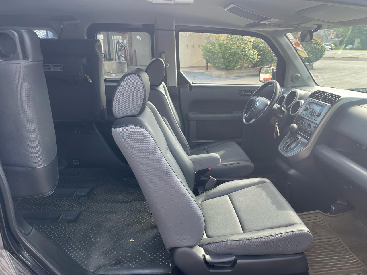 Honda Element EX 2WD AT 2004