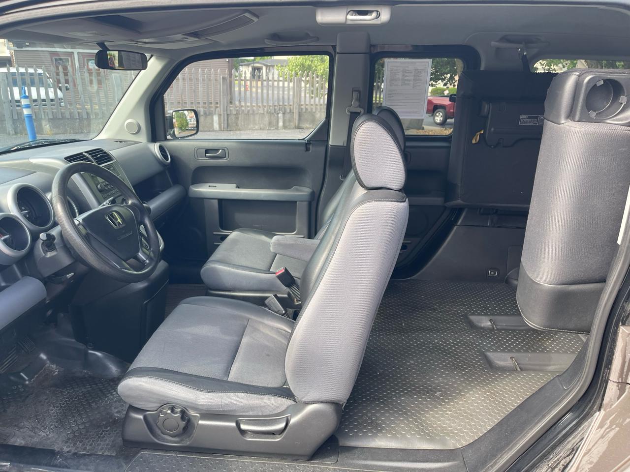 Honda Element EX 2WD AT 2004