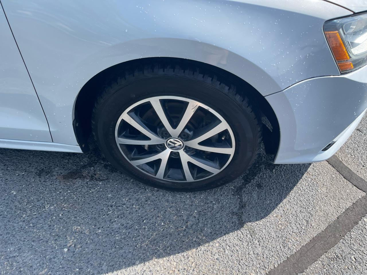 Volkswagen Jetta 1.4T SE 6A 2017