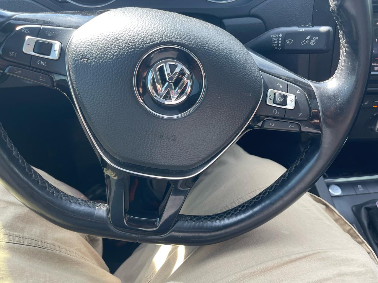 Volkswagen Jetta 1.4T SE 6A 2017