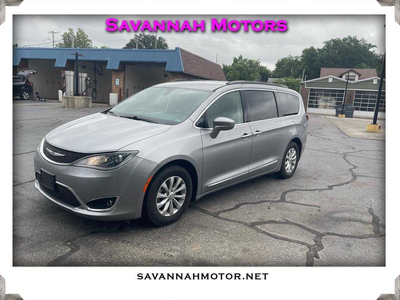 Chrysler Pacifica Touring-L 2017