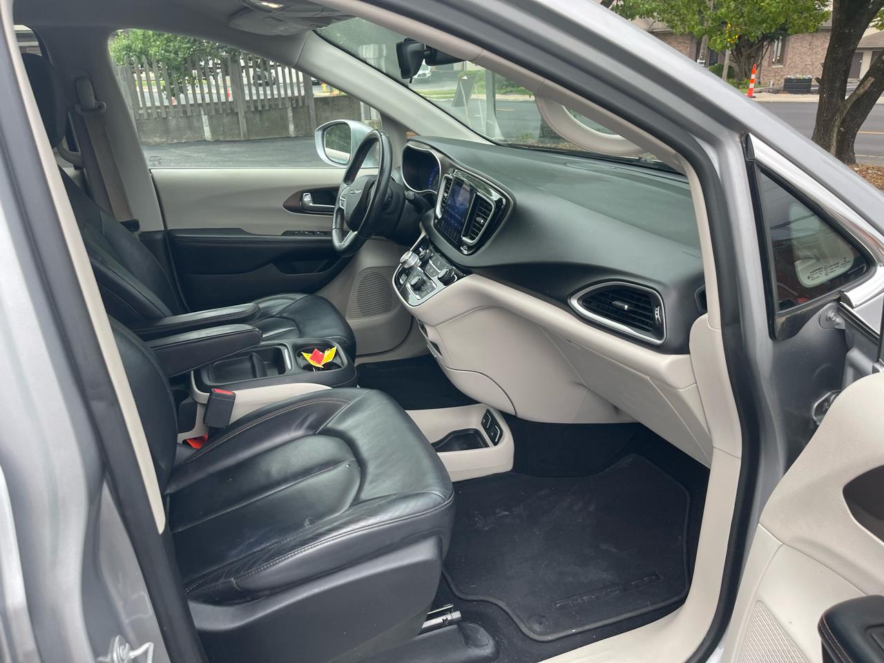 Chrysler Pacifica Touring-L 2017