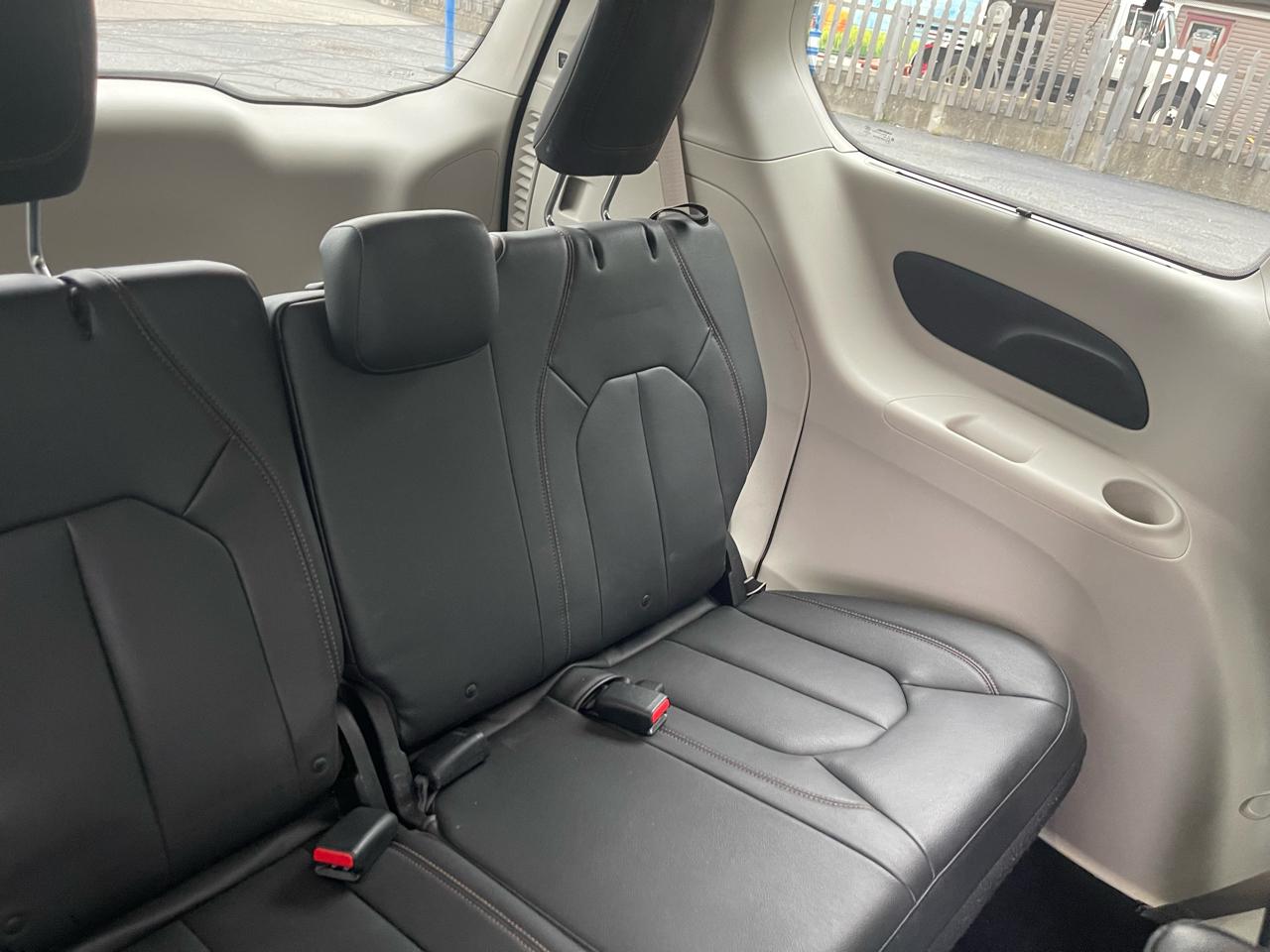 Chrysler Pacifica Touring-L 2017