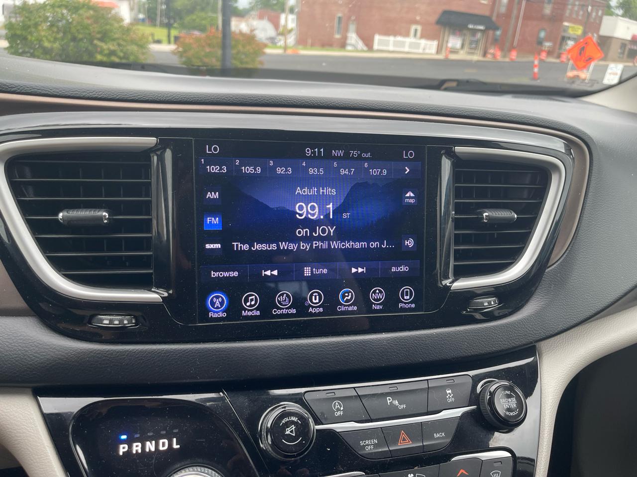 Chrysler Pacifica Touring-L 2017
