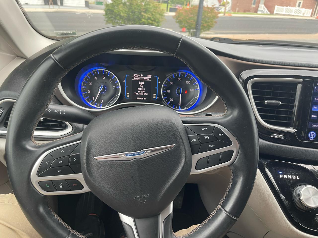 Chrysler Pacifica Touring-L 2017