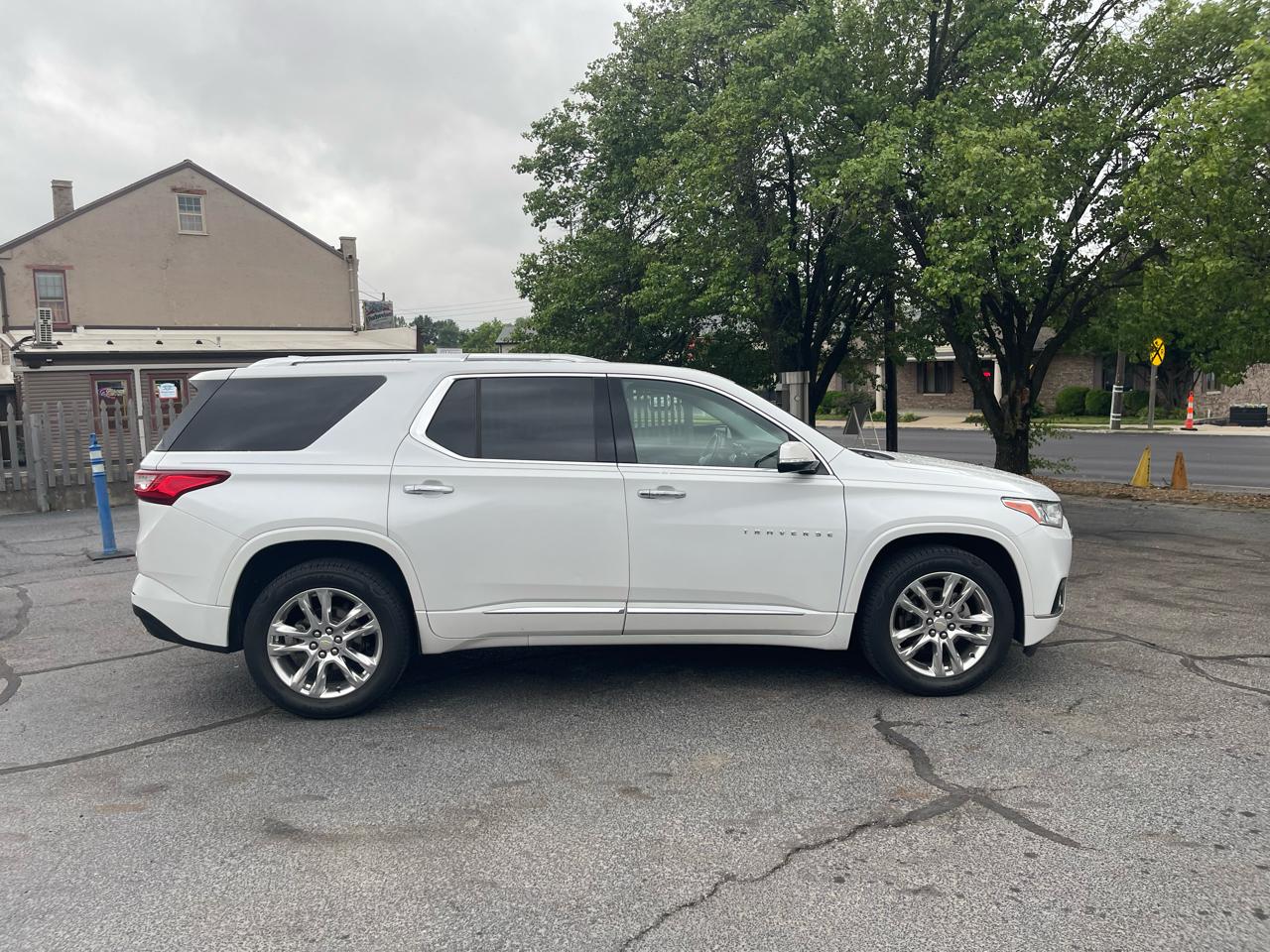 Chevrolet Traverse AWD 4dr High Country w/2LZ 2019