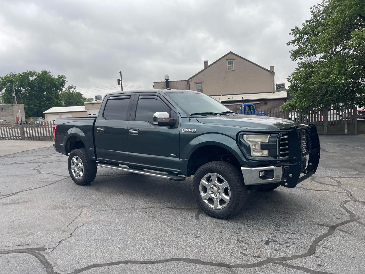 Ford F-150 4WD SuperCrew 145" XLT 2015