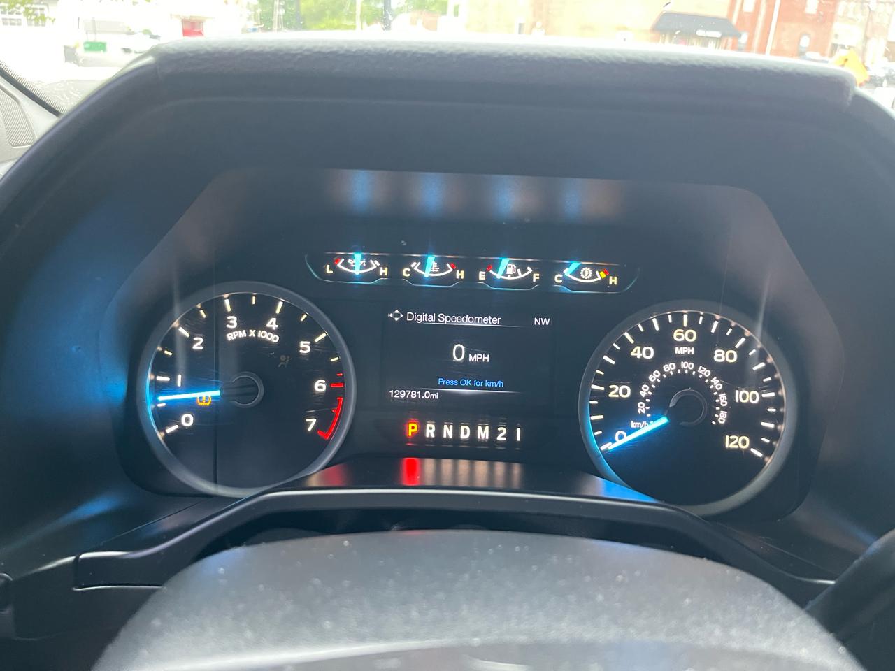 Ford F-150 4WD SuperCrew 145" XLT 2015