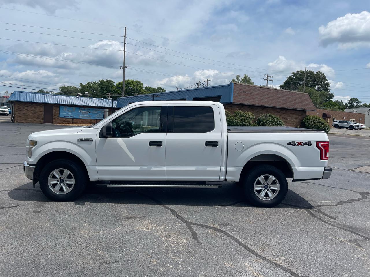 Ford F-150 4WD SuperCrew 145" XLT 2016