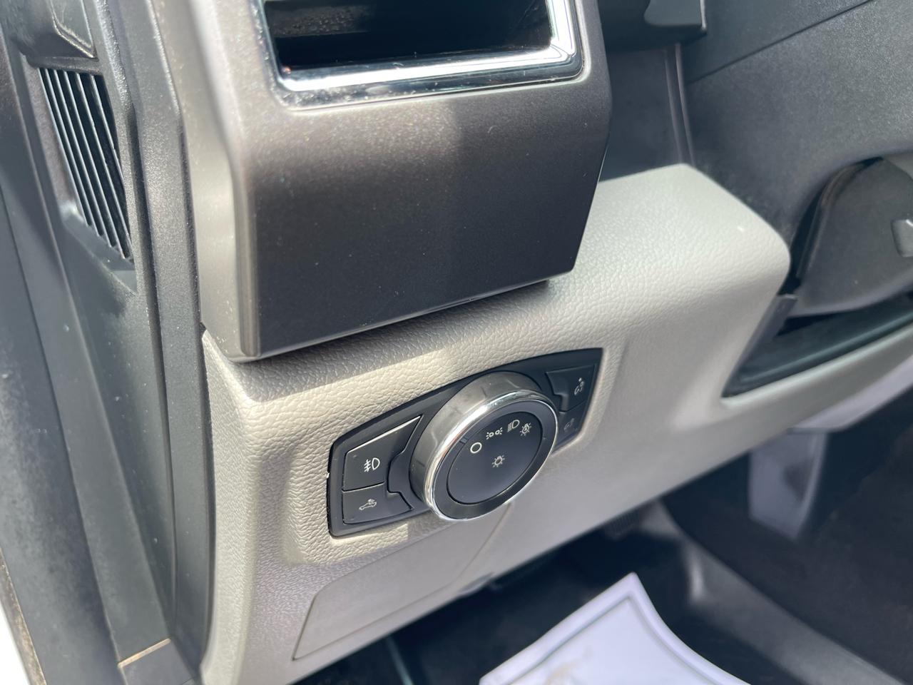 Ford F-150 4WD SuperCrew 145" XLT 2016