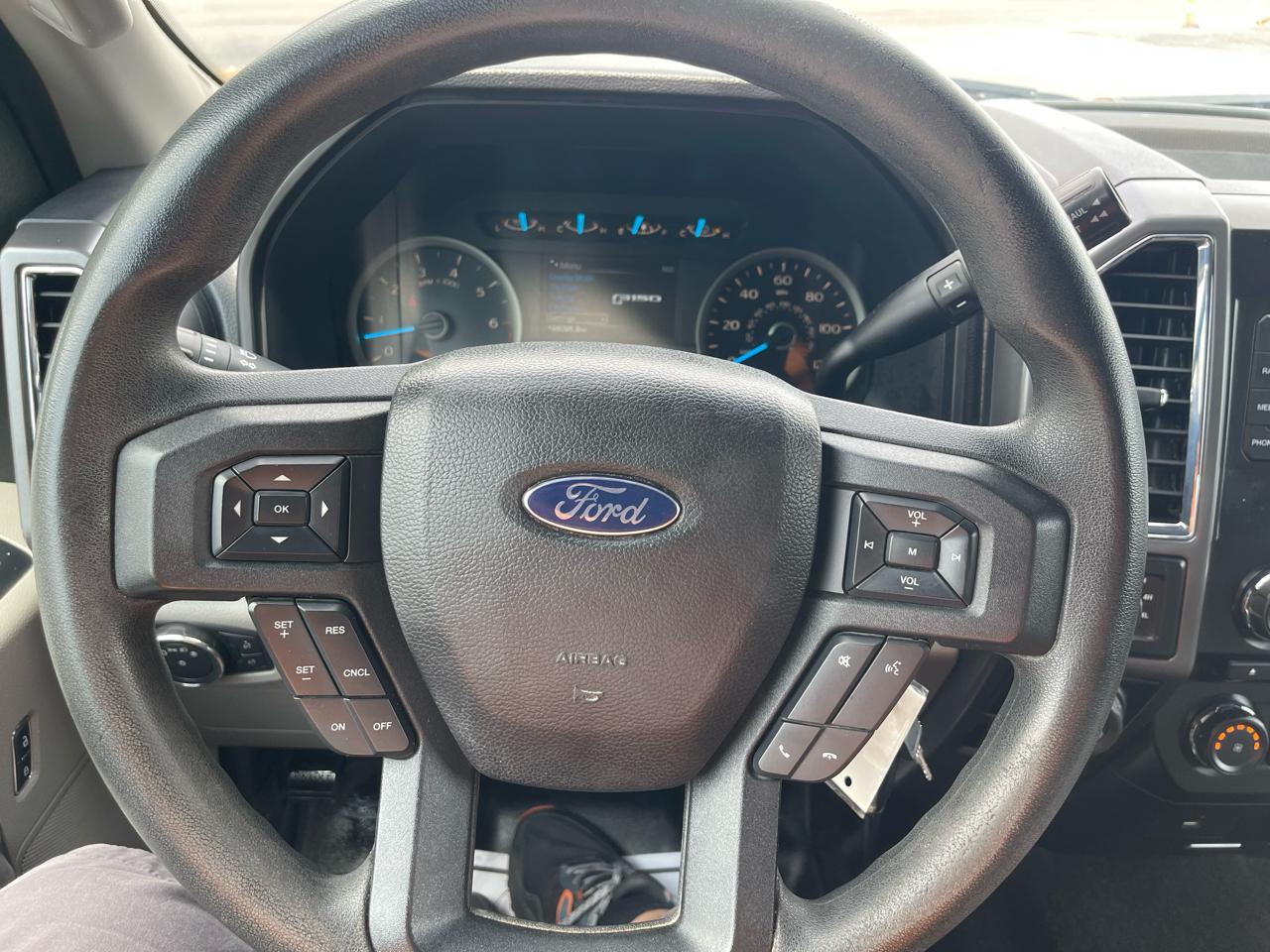 Ford F-150 4WD SuperCrew 145" XLT 2016