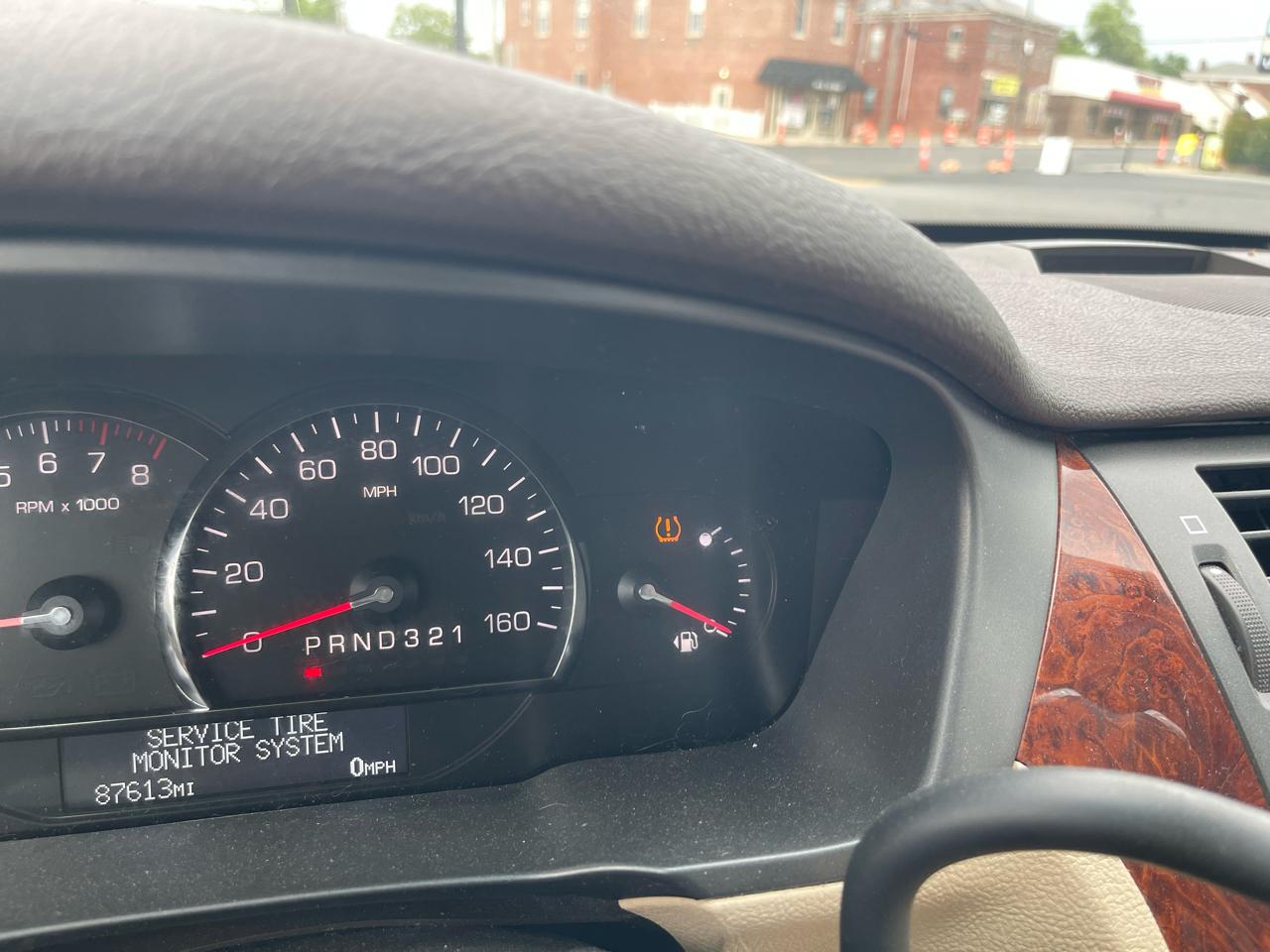 Cadillac DTS Sedan 2007