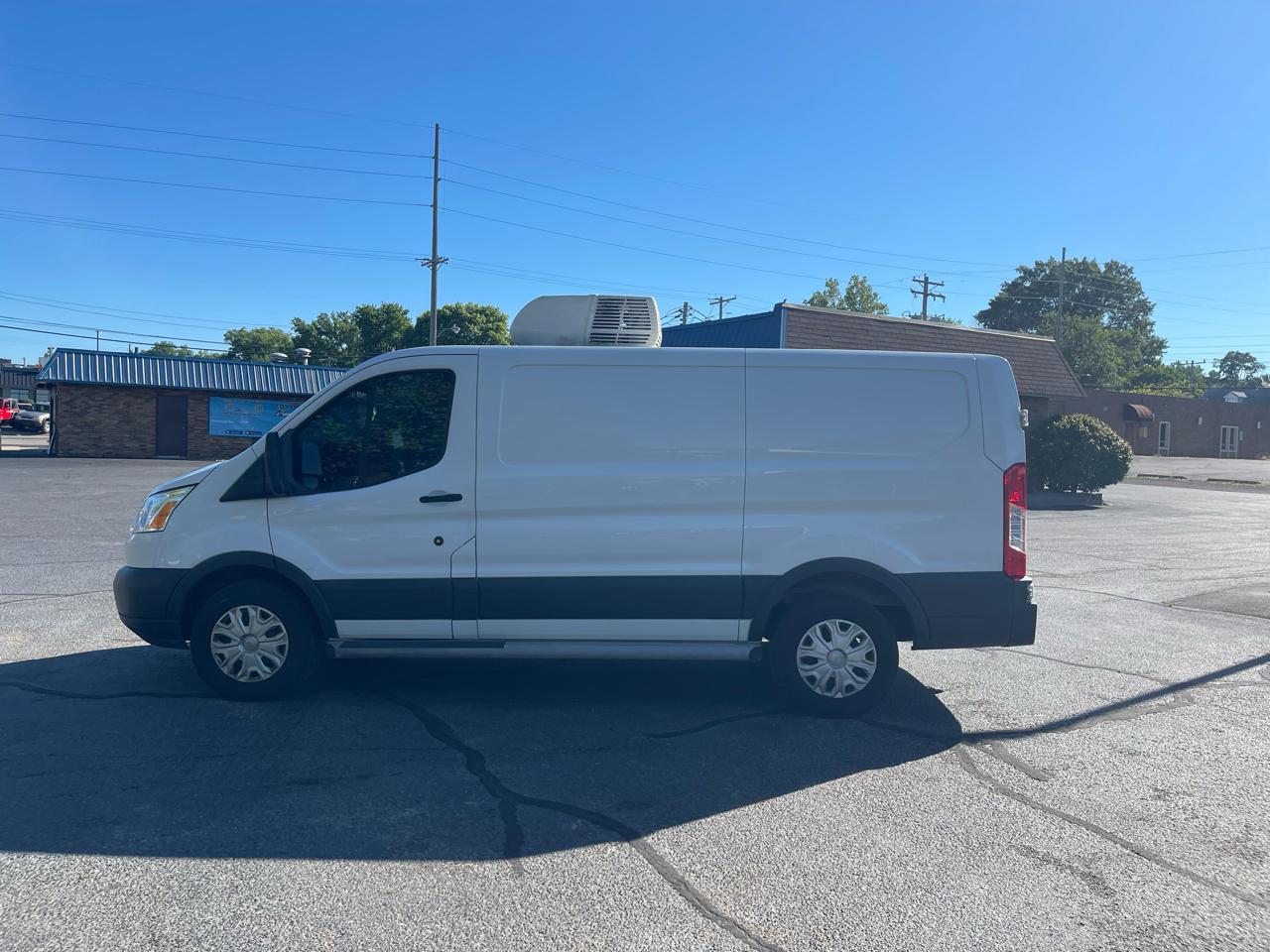 Ford Transit 250 Van Low Roof 60/40 Pass.130-in. WB 2018