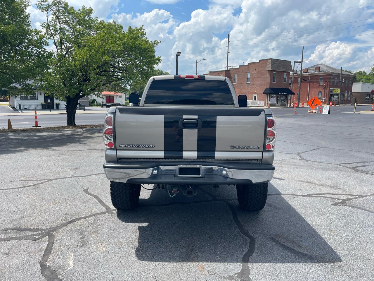 Chevrolet Silverado 1500 1LT Regular Cab 4WD 2001
