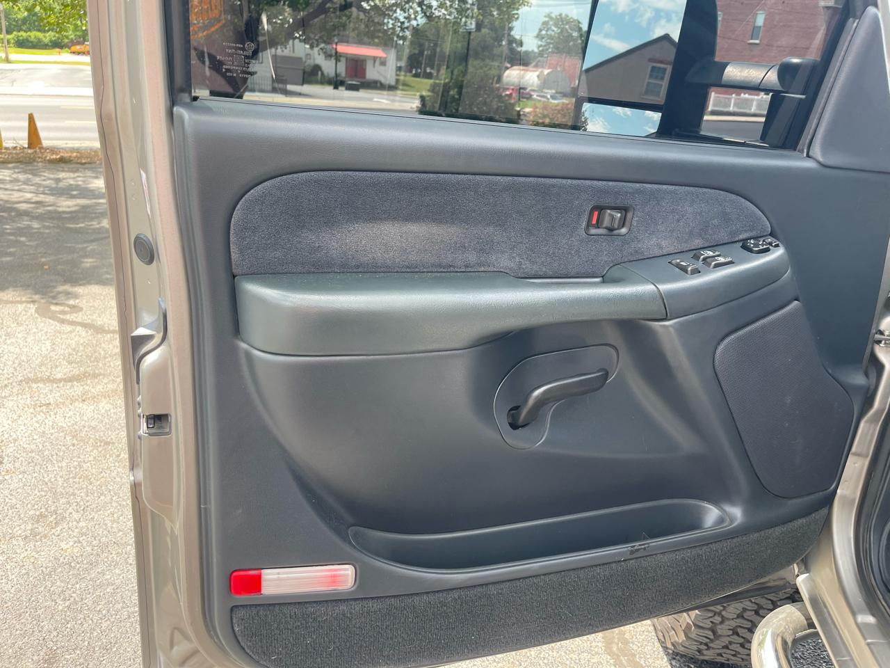 Chevrolet Silverado 1500 1LT Regular Cab 4WD 2001