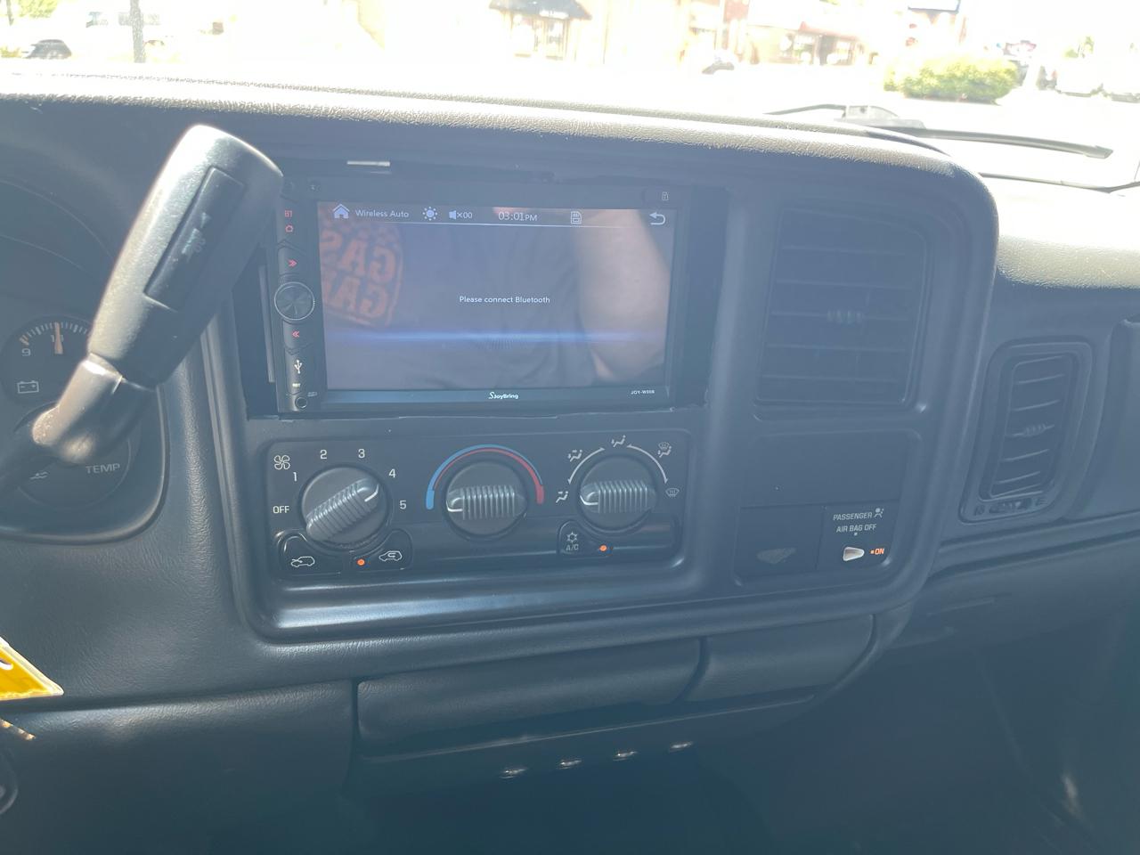 Chevrolet Silverado 1500 1LT Regular Cab 4WD 2001